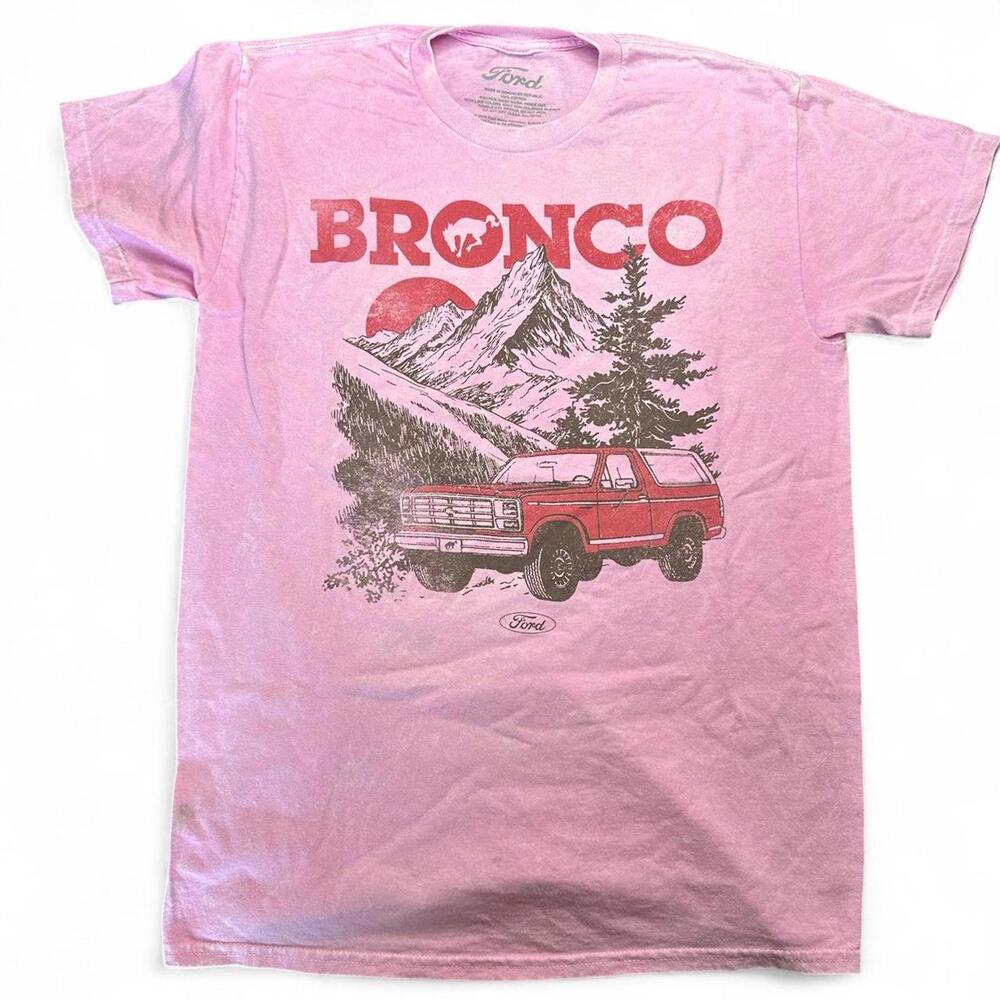 Ford Bronco T-shirt | Size Medium